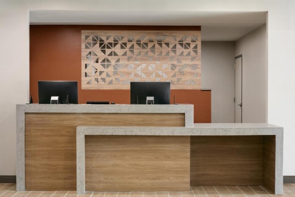 Candlewood Suites Fayetteville Fort Bragg image 10