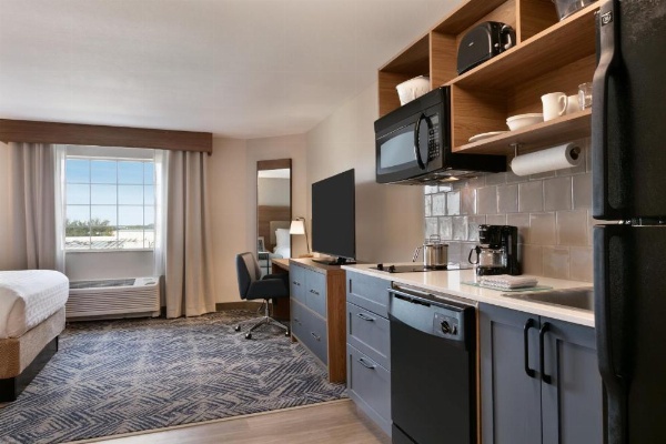Candlewood Suites Fayetteville Fort Bragg image 29